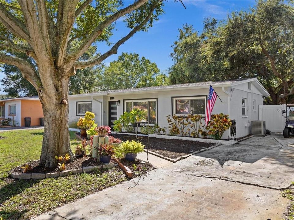 En Venta: $365,000 (3 camas, 2 baños, 1216 Pies cuadrados)