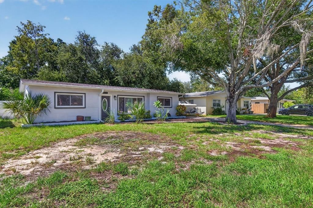 En Venta: $365,000 (3 camas, 2 baños, 1216 Pies cuadrados)