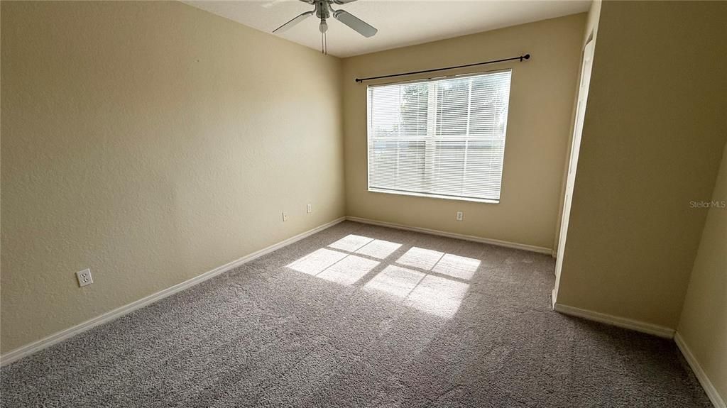 For Rent: $1,900 (4 beds, 3 baths, 1470 Square Feet)