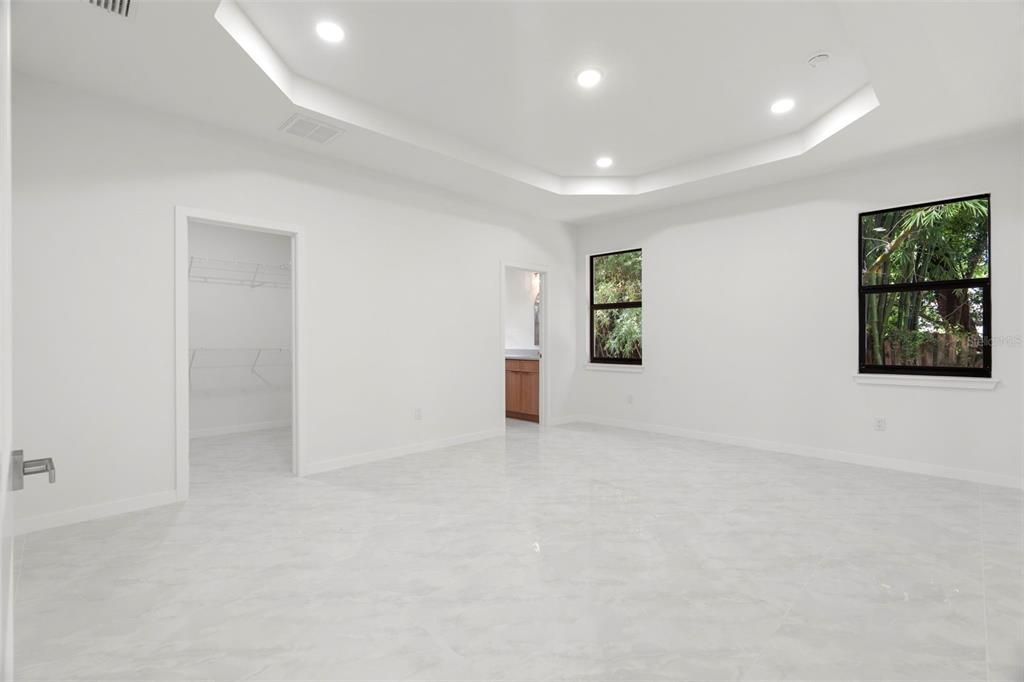 En Venta: $499,900 (3 camas, 2 baños, 1720 Pies cuadrados)