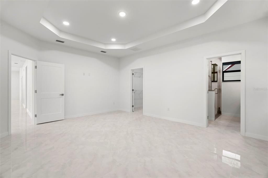 En Venta: $499,900 (3 camas, 2 baños, 1720 Pies cuadrados)