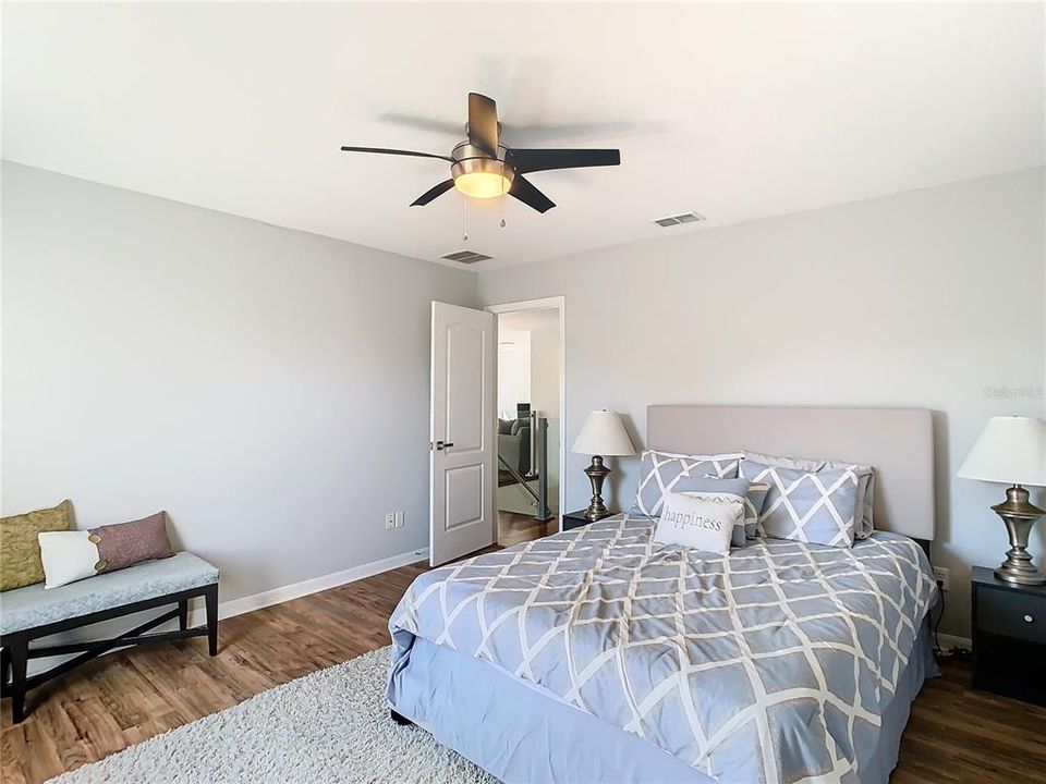 For Sale: $1,125,000 (5 beds, 3 baths, 3880 Square Feet)