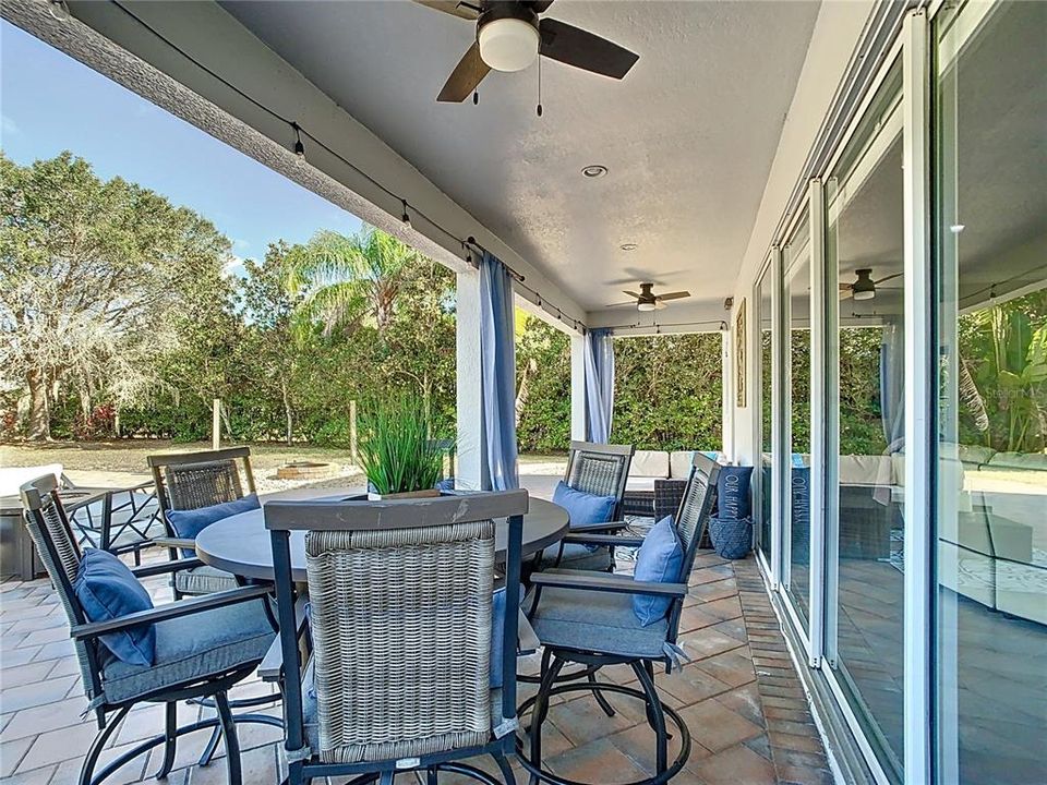 For Sale: $1,125,000 (5 beds, 3 baths, 3880 Square Feet)