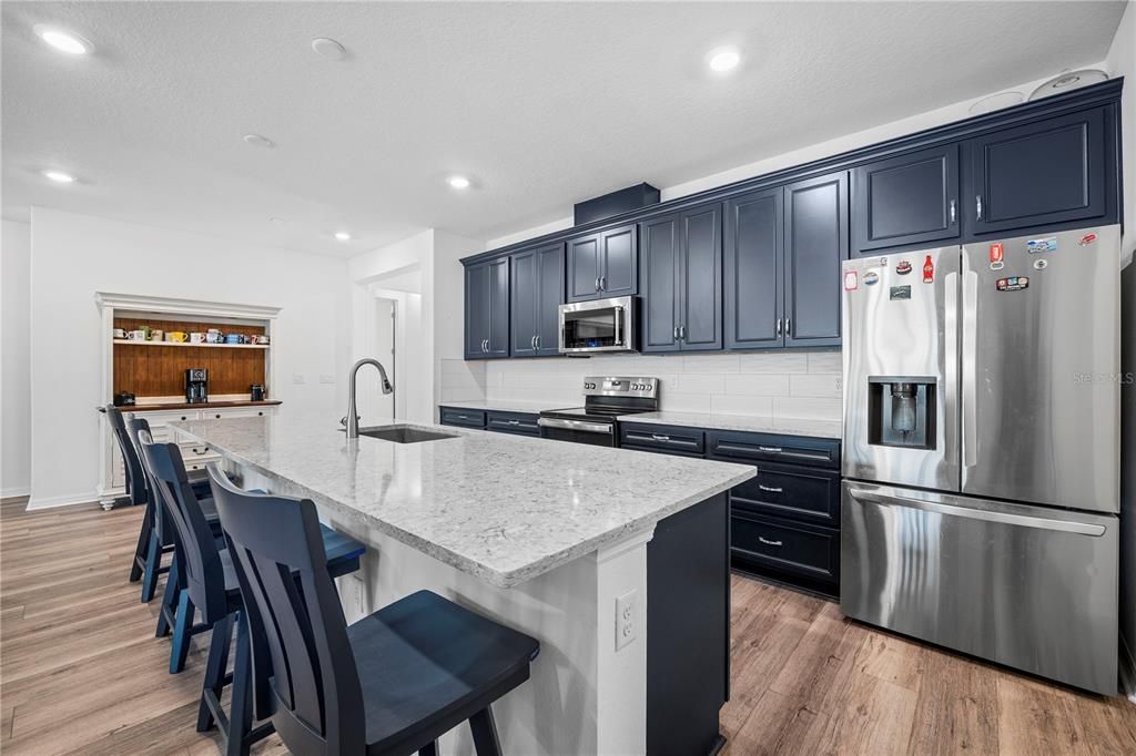 For Sale: $675,000 (4 beds, 3 baths, 3187 Square Feet)