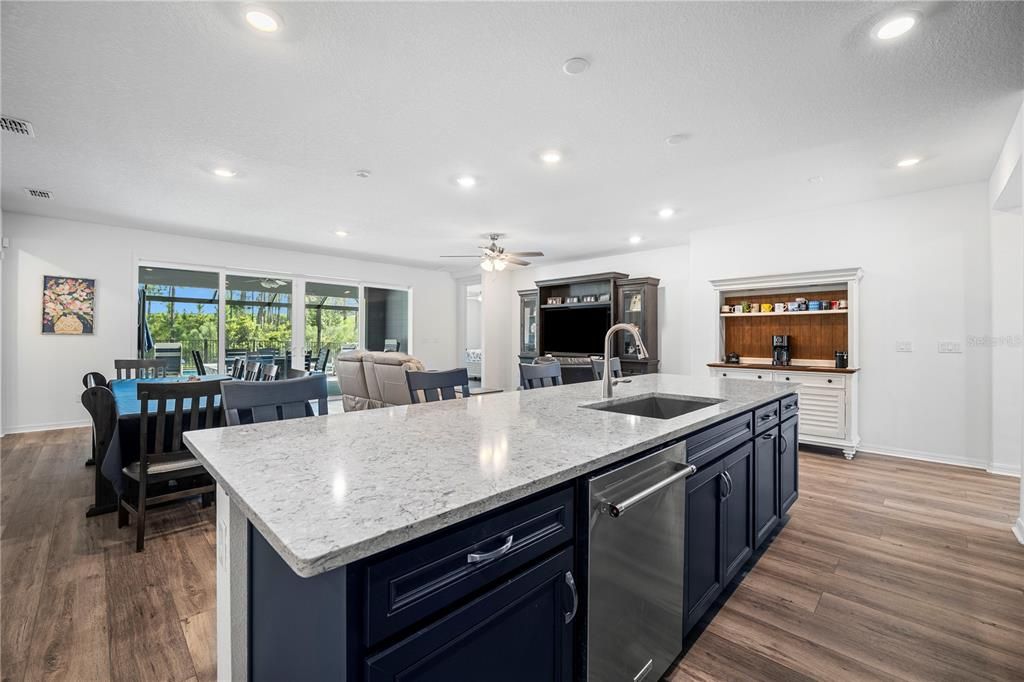 For Sale: $675,000 (4 beds, 3 baths, 3187 Square Feet)