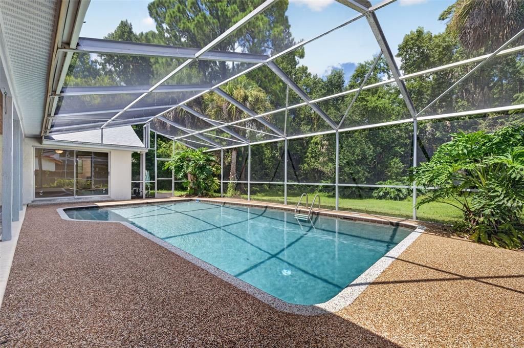 En Venta: $499,000 (4 camas, 2 baños, 2084 Pies cuadrados)