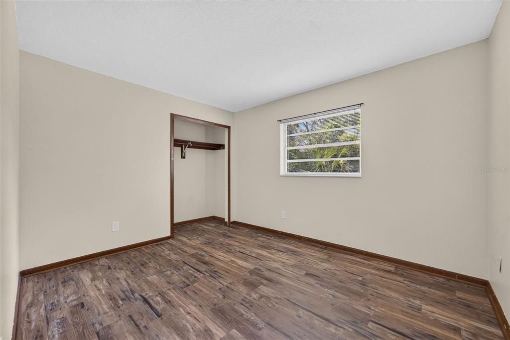 En Venta: $499,000 (4 camas, 2 baños, 2084 Pies cuadrados)