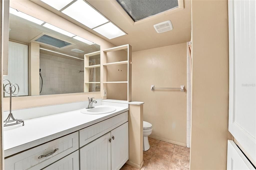 En Venta: $425,000 (3 camas, 2 baños, 1500 Pies cuadrados)