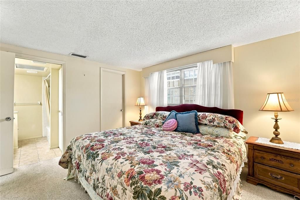 En Venta: $425,000 (3 camas, 2 baños, 1500 Pies cuadrados)