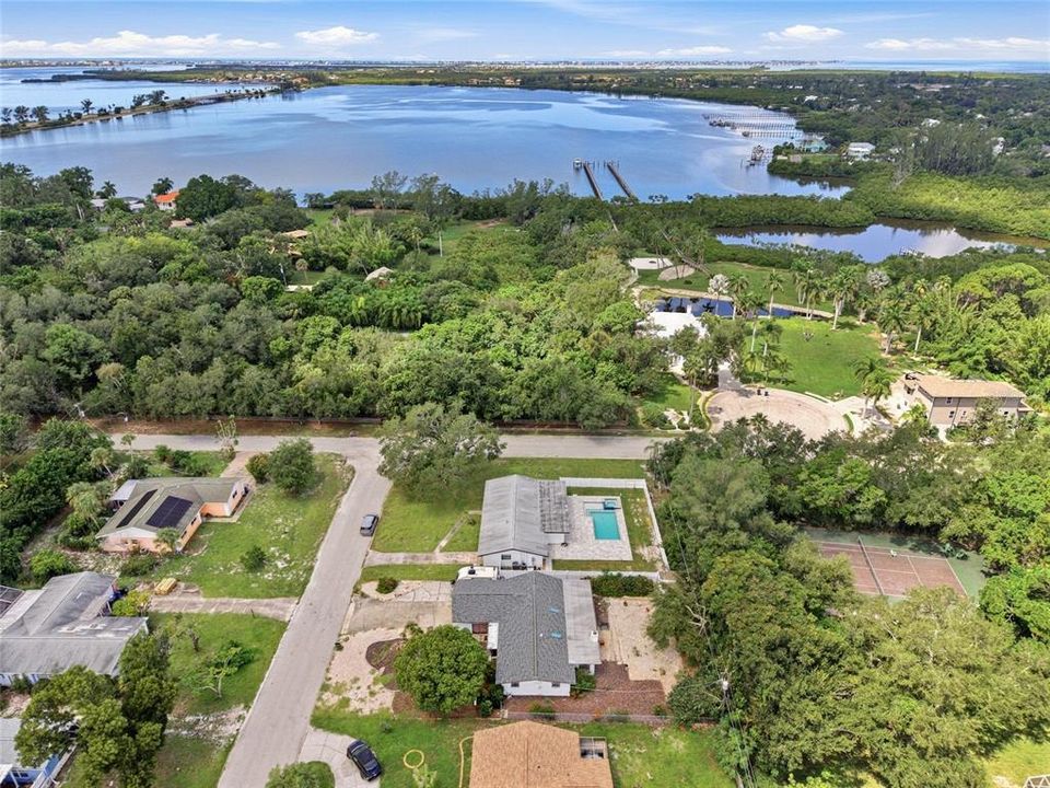 En Venta: $425,000 (3 camas, 2 baños, 1500 Pies cuadrados)