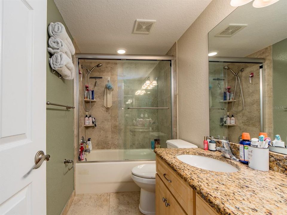En Venta: $469,000 (2 camas, 2 baños, 1465 Pies cuadrados)