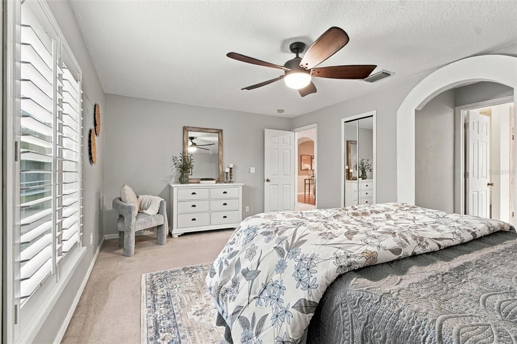 For Sale: $514,990 (3 beds, 2 baths, 1800 Square Feet)
