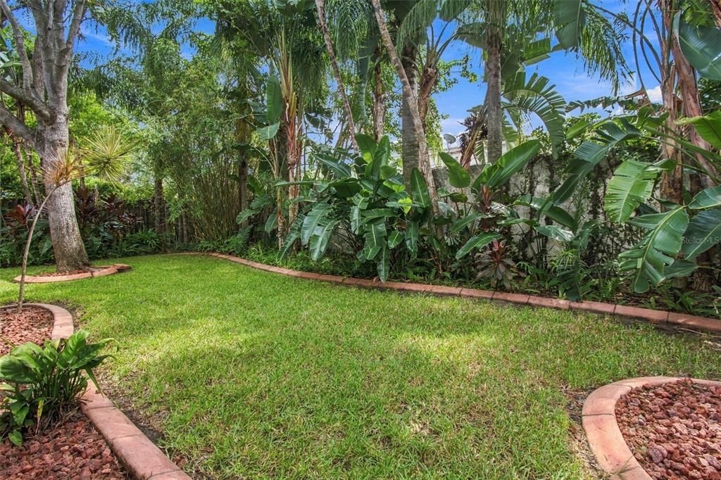 For Sale: $514,990 (3 beds, 2 baths, 1800 Square Feet)