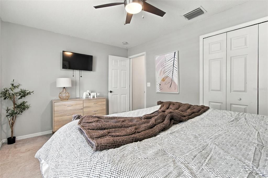 For Sale: $514,990 (3 beds, 2 baths, 1800 Square Feet)