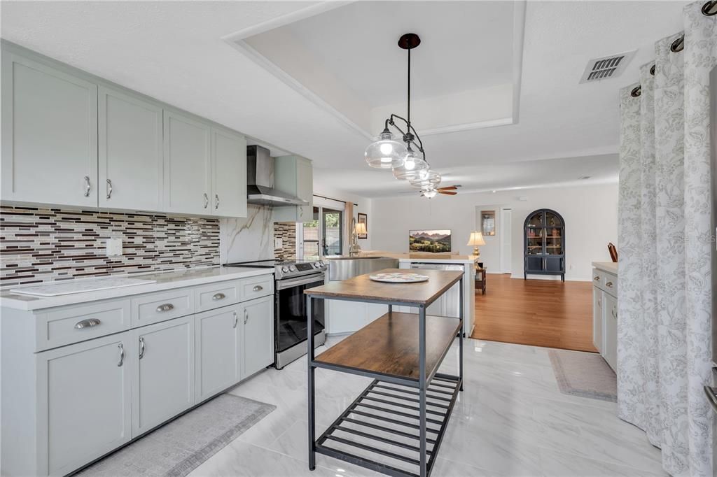 На продажу: $475,000 (3 спален, 2 ванн, 1822 Квадратных фут)