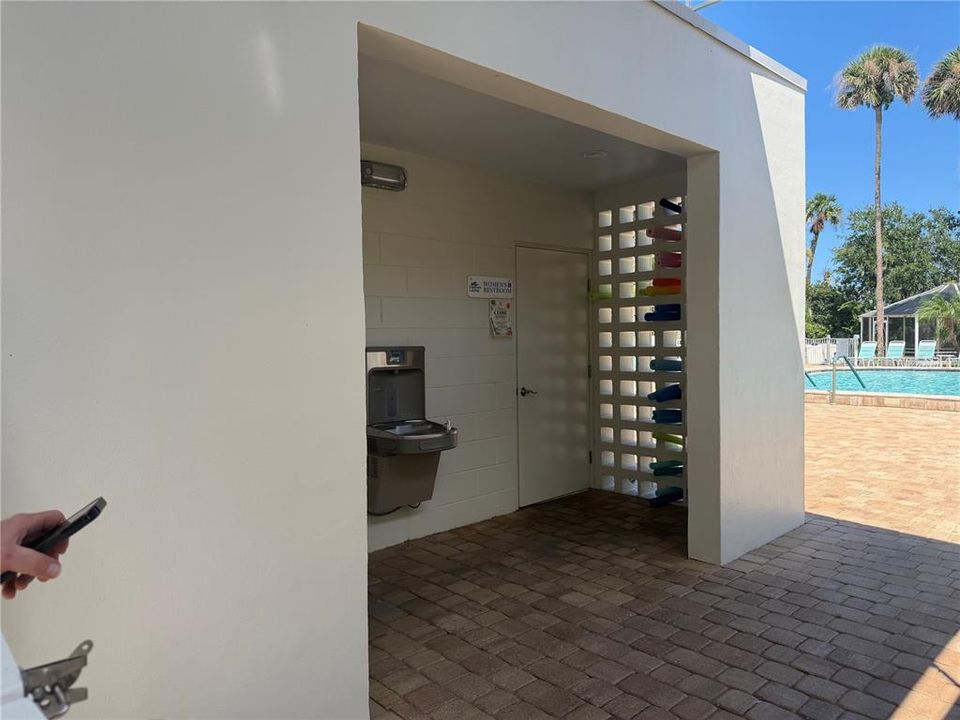 En Venta: $237,000 (2 camas, 2 baños, 1040 Pies cuadrados)