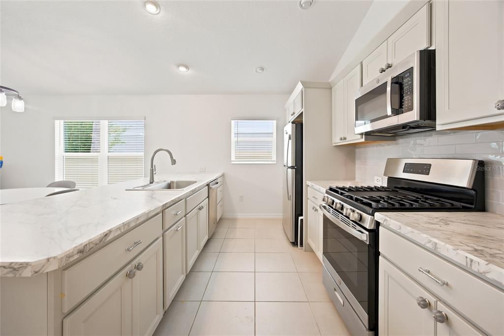 En Venta: $487,500 (3 camas, 2 baños, 1809 Pies cuadrados)