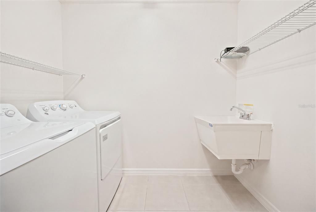 En Venta: $487,500 (3 camas, 2 baños, 1809 Pies cuadrados)
