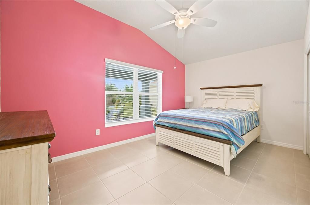 En Venta: $487,500 (3 camas, 2 baños, 1809 Pies cuadrados)