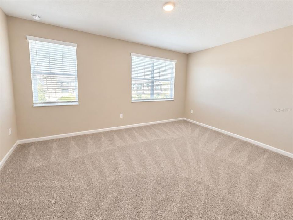 For Rent: $2,550 (3 beds, 2 baths, 1691 Square Feet)