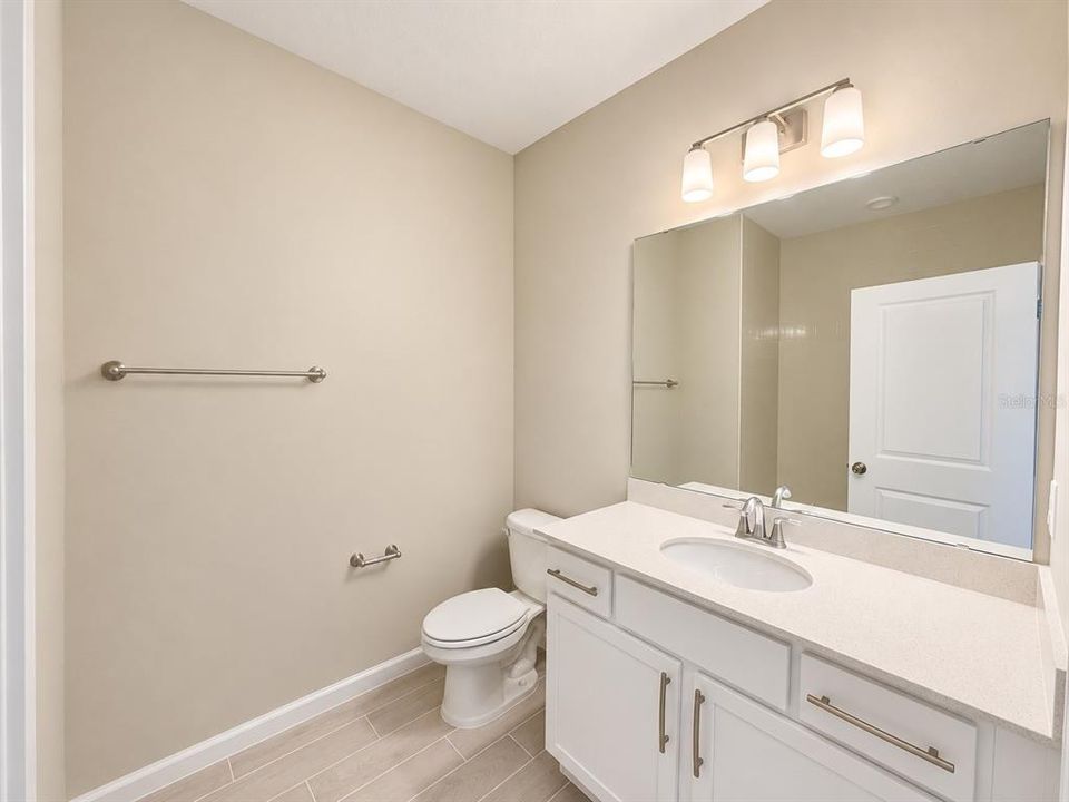 For Rent: $2,550 (3 beds, 2 baths, 1691 Square Feet)