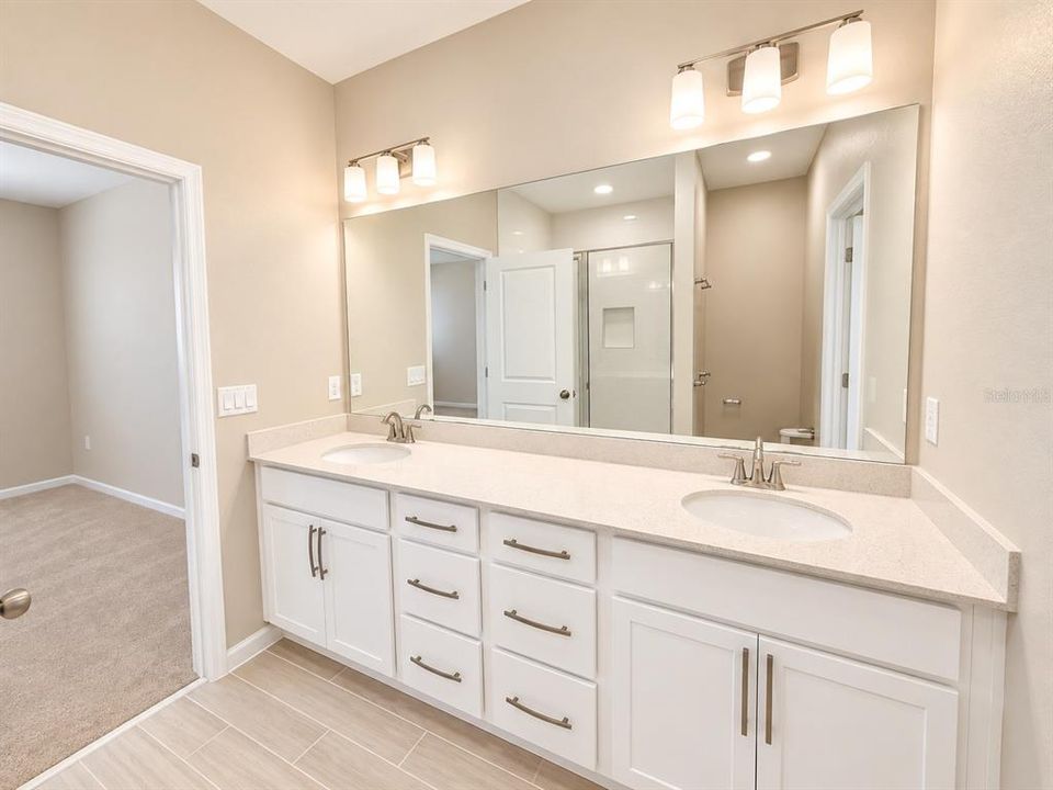 For Rent: $2,550 (3 beds, 2 baths, 1691 Square Feet)