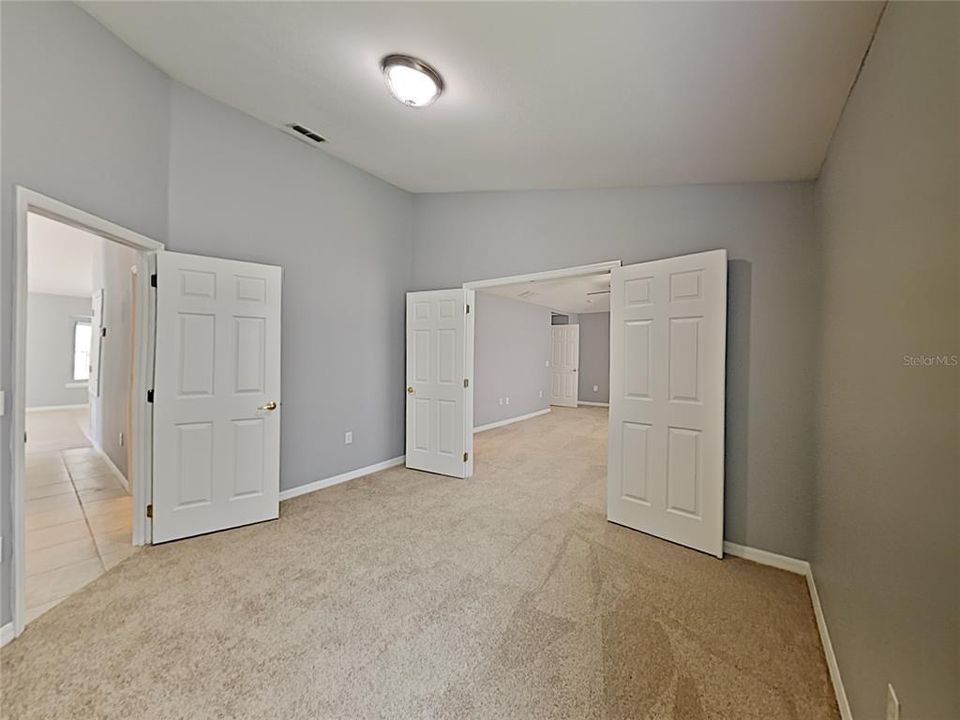 For Rent: $2,559 (3 beds, 2 baths, 2160 Square Feet)