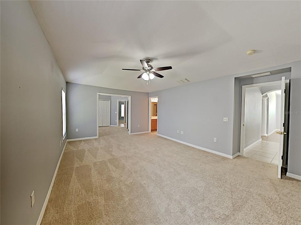 For Rent: $2,559 (3 beds, 2 baths, 2160 Square Feet)
