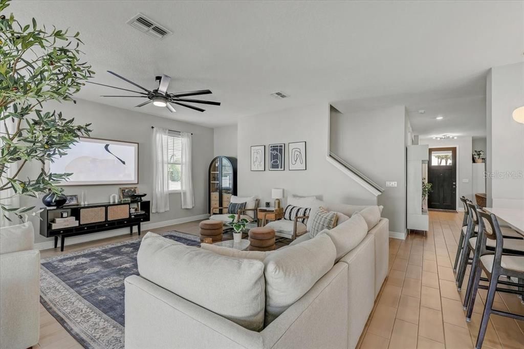 For Sale: $1,160,000 (4 beds, 3 baths, 2902 Square Feet)