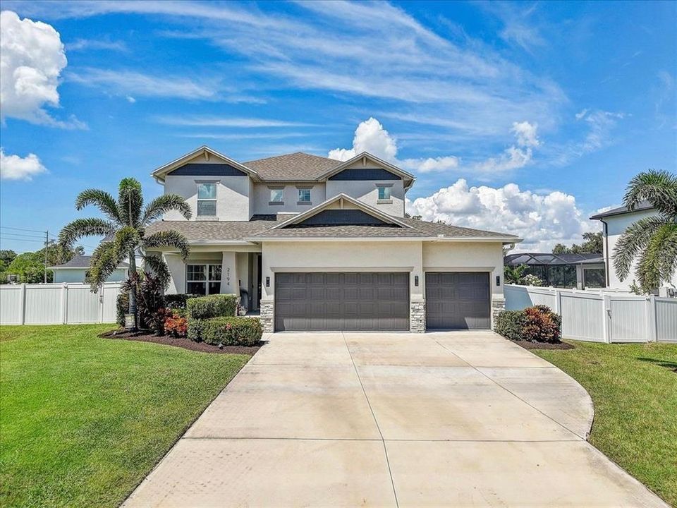 For Sale: $1,160,000 (4 beds, 3 baths, 2902 Square Feet)