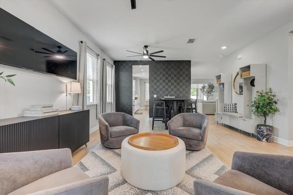 For Sale: $1,160,000 (4 beds, 3 baths, 2902 Square Feet)