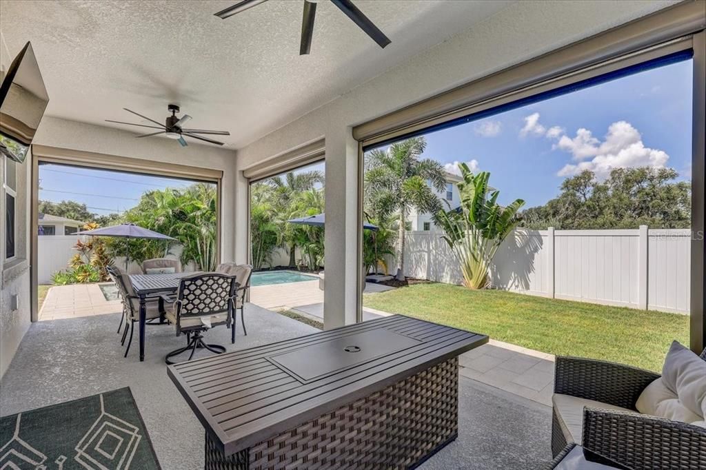 For Sale: $1,160,000 (4 beds, 3 baths, 2902 Square Feet)