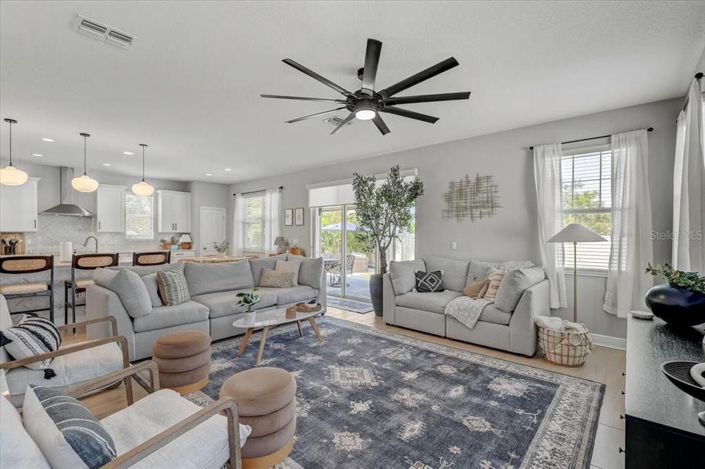 For Sale: $1,160,000 (4 beds, 3 baths, 2902 Square Feet)