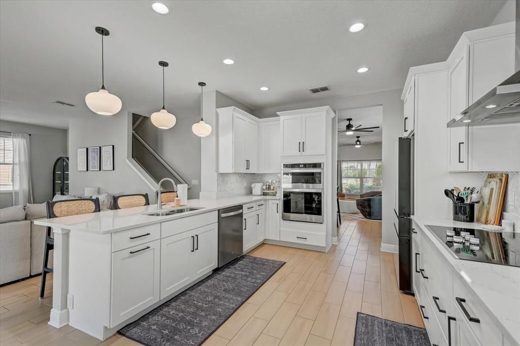 For Sale: $1,160,000 (4 beds, 3 baths, 2902 Square Feet)
