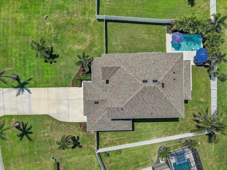 For Sale: $1,160,000 (4 beds, 3 baths, 2902 Square Feet)