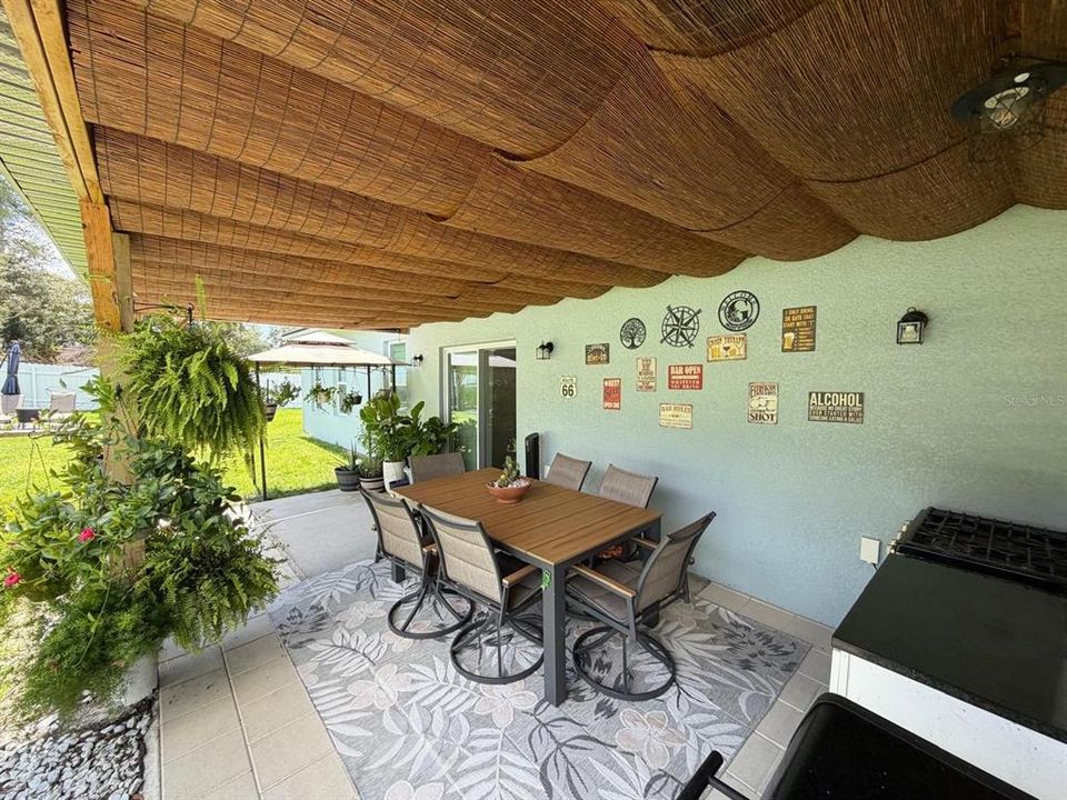 На продажу: $340,000 (4 спален, 2 ванн, 1730 Квадратных фут)