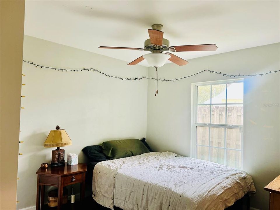 En Venta: $300,000 (3 camas, 2 baños, 1262 Pies cuadrados)