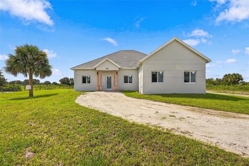 На продажу: $459,900 (4 спален, 3 ванн, 1776 Квадратных фут)