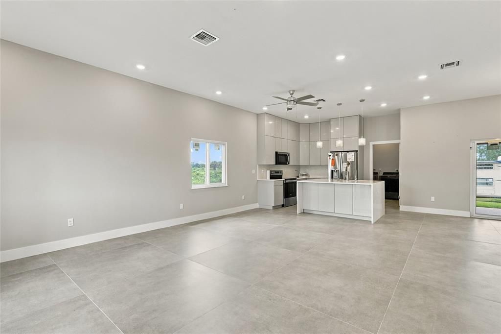 На продажу: $459,900 (4 спален, 3 ванн, 1776 Квадратных фут)