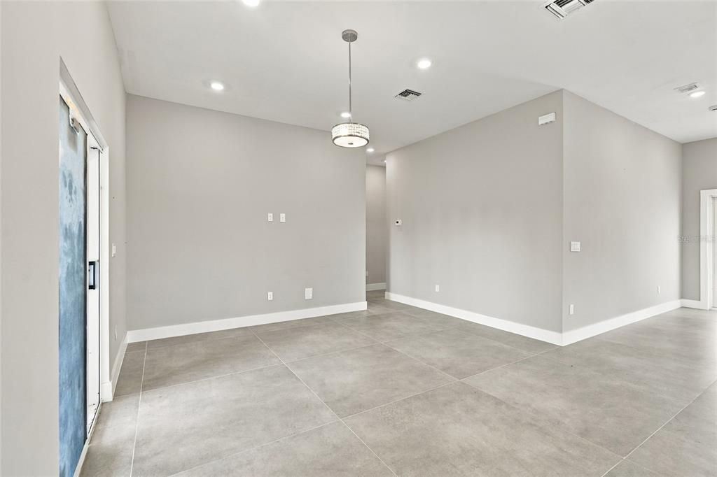 На продажу: $459,900 (4 спален, 3 ванн, 1776 Квадратных фут)
