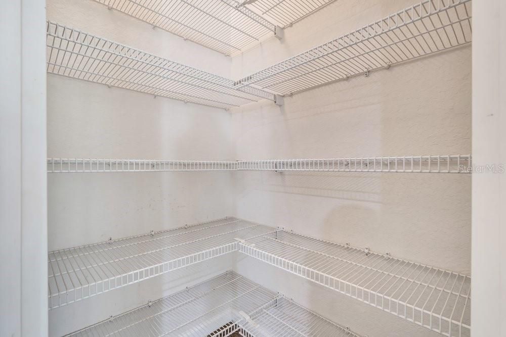 На продажу: $649,000 (4 спален, 3 ванн, 2750 Квадратных фут)