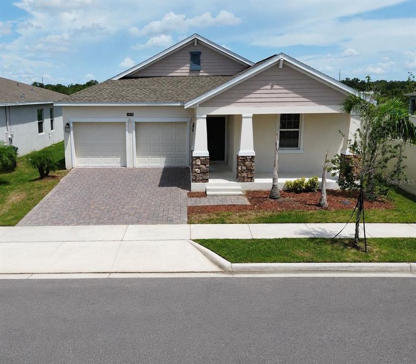 For Rent: $2,850 (4 beds, 3 baths, 2151 Square Feet)