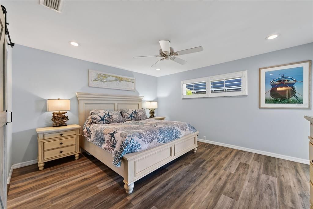 For Sale: $1,199,000 (3 beds, 2 baths, 1633 Square Feet)
