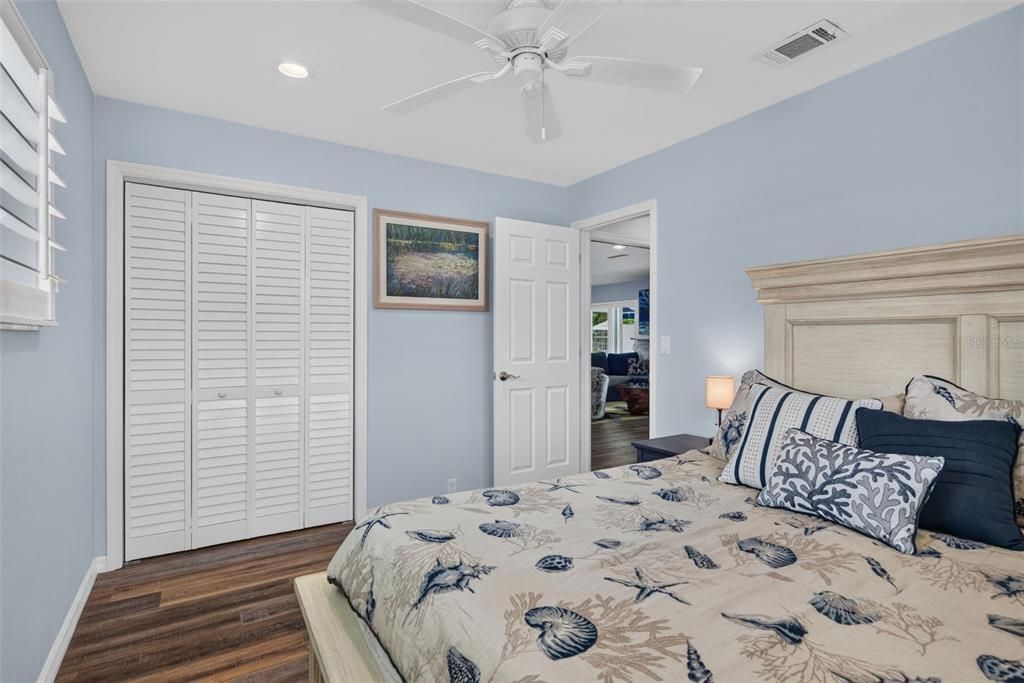 For Sale: $1,199,000 (3 beds, 2 baths, 1633 Square Feet)