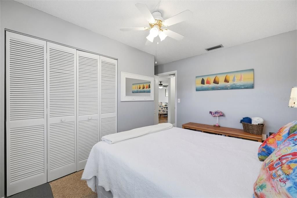 For Sale: $145,000 (2 beds, 2 baths, 858 Square Feet)