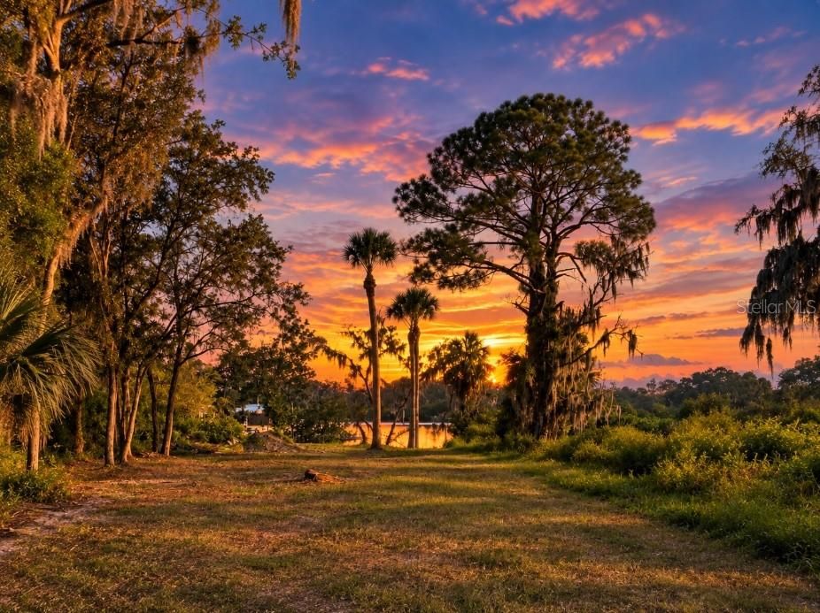 На продажу: $119,000 (0.19 acres)