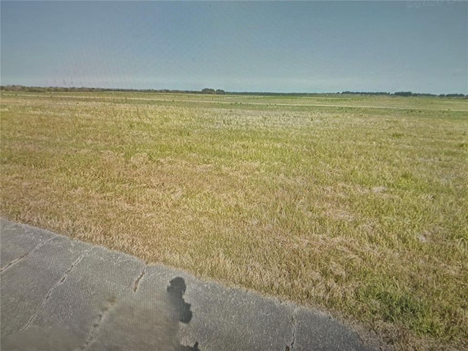 待售: $8,999 (0.23 acres)