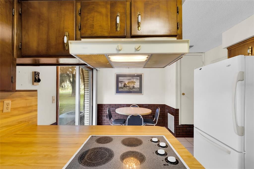 На продажу: $499,900 (5 спален, 3 ванн, 3562 Квадратных фут)