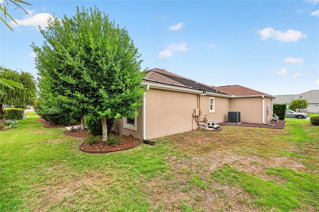 For Sale: $789,900 (3 beds, 2 baths, 1956 Square Feet)