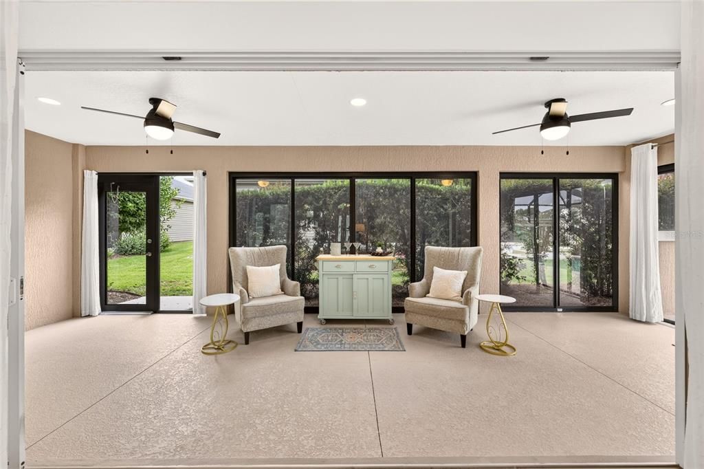 For Sale: $789,900 (3 beds, 2 baths, 1956 Square Feet)